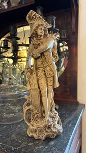 Estatueta de Cavaleiro em Resina